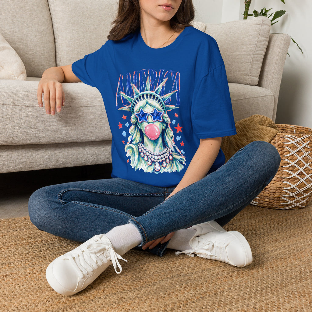 America Statue of Liberty Graphic T-Shirt — Patriotic 4th of July Tee with Sunglasses & Bubble Gum